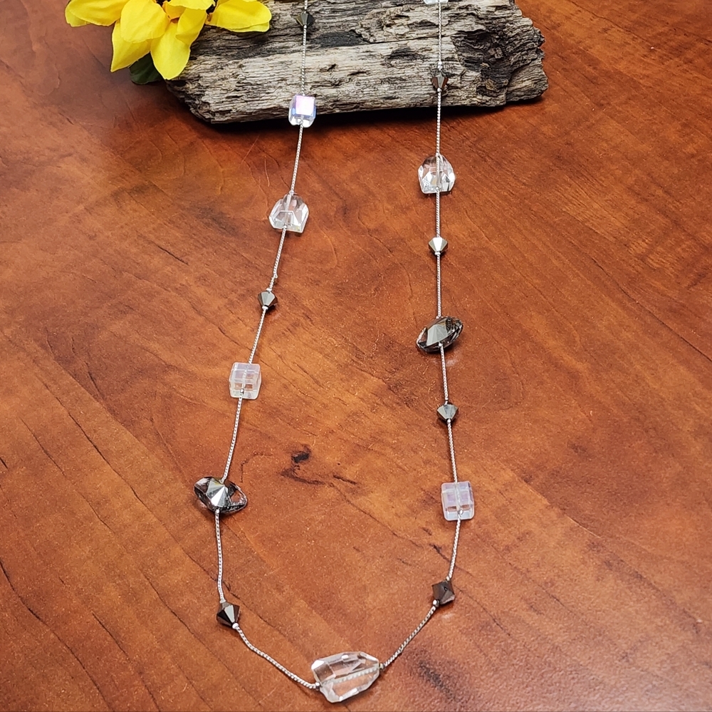 Vintage Chic Long Silver Toned Necklace With Clear Cube Shaped AB Beads